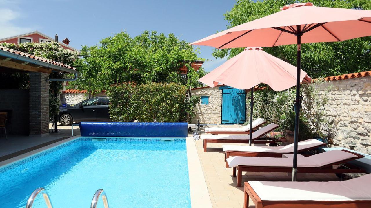 "Art House" Rovinj-Holiday, Holiday Home To Rent 罗维尼村 外观 照片